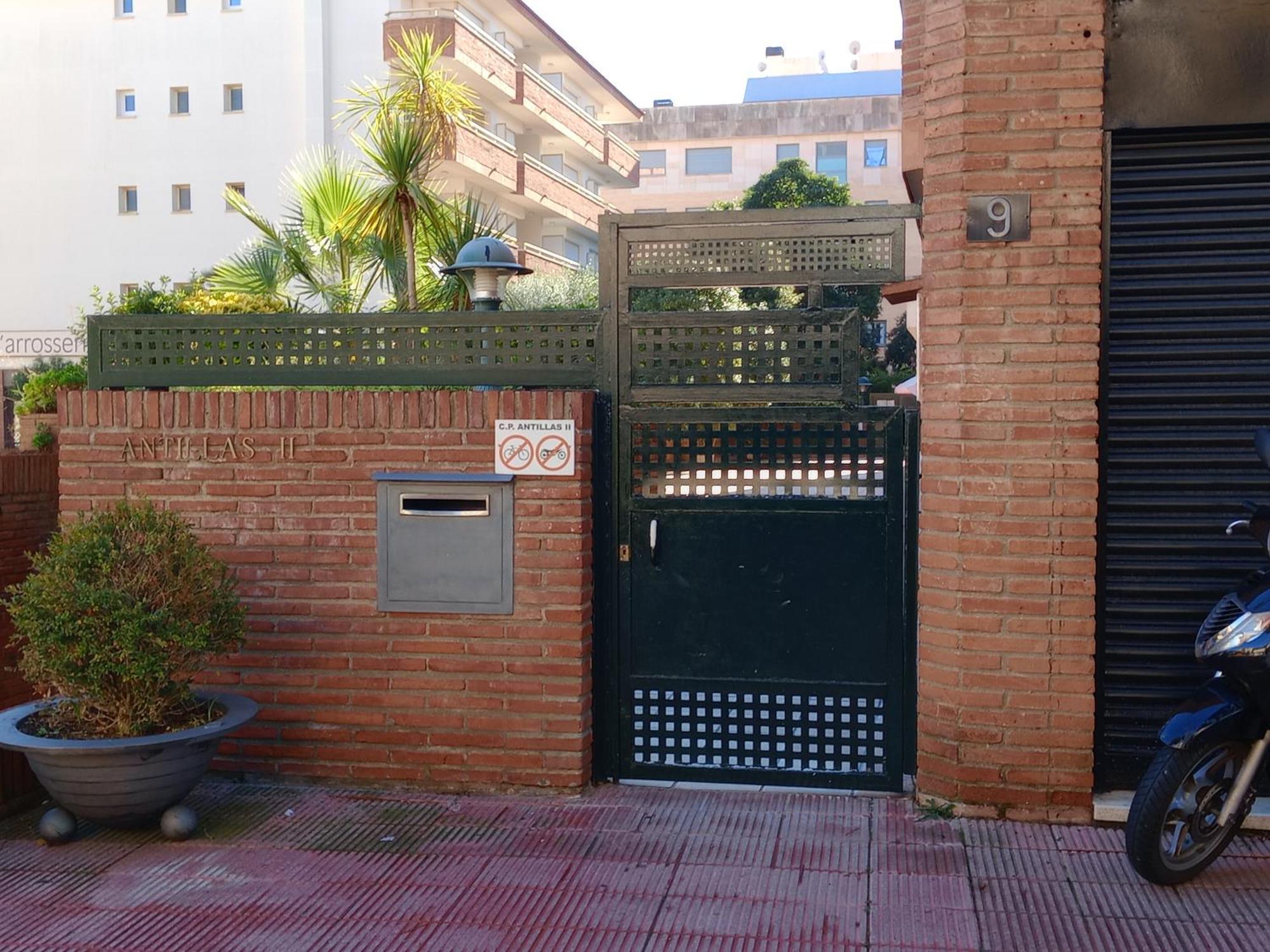 Apartament Lloret De Mar Fenals 100M Beach Extérieur photo